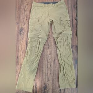 Eddie Bauer Men's Tan Zip-Off Cargo Pants